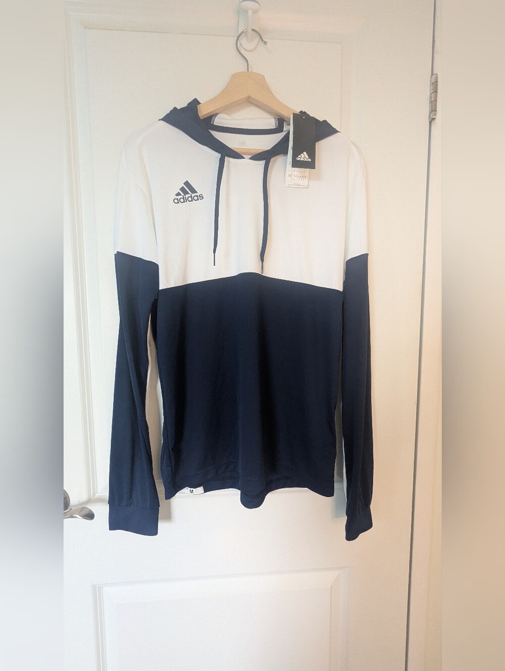 NWT Adidas Colorblocked Lightweight Hoodie / Pullover Size M